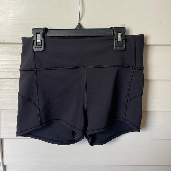Lululemon shorts - Picture 3 of 3